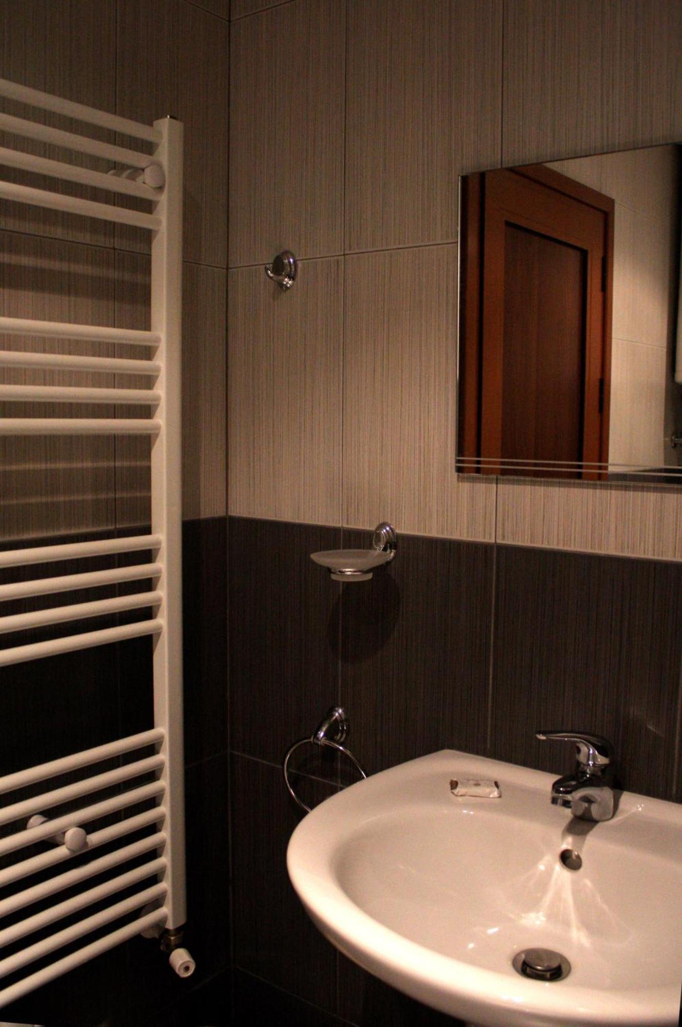 Aparthotel Pine Hills ปอมโปโรโว ภายนอก รูปภาพ