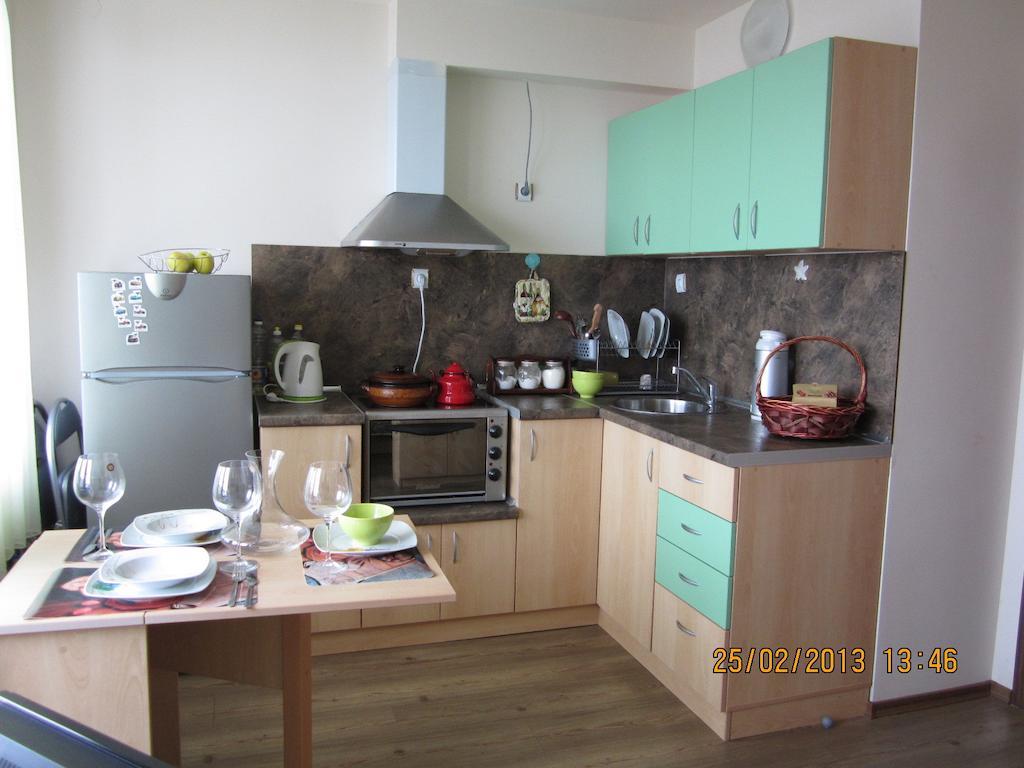 Aparthotel Pine Hills ปอมโปโรโว ห้อง รูปภาพ